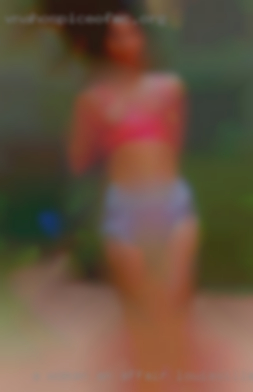 A woman about my age +- for an affair Louisville 10yrs.