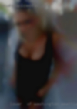 Lover  of Asian and East Asian in Washington Seattle women.